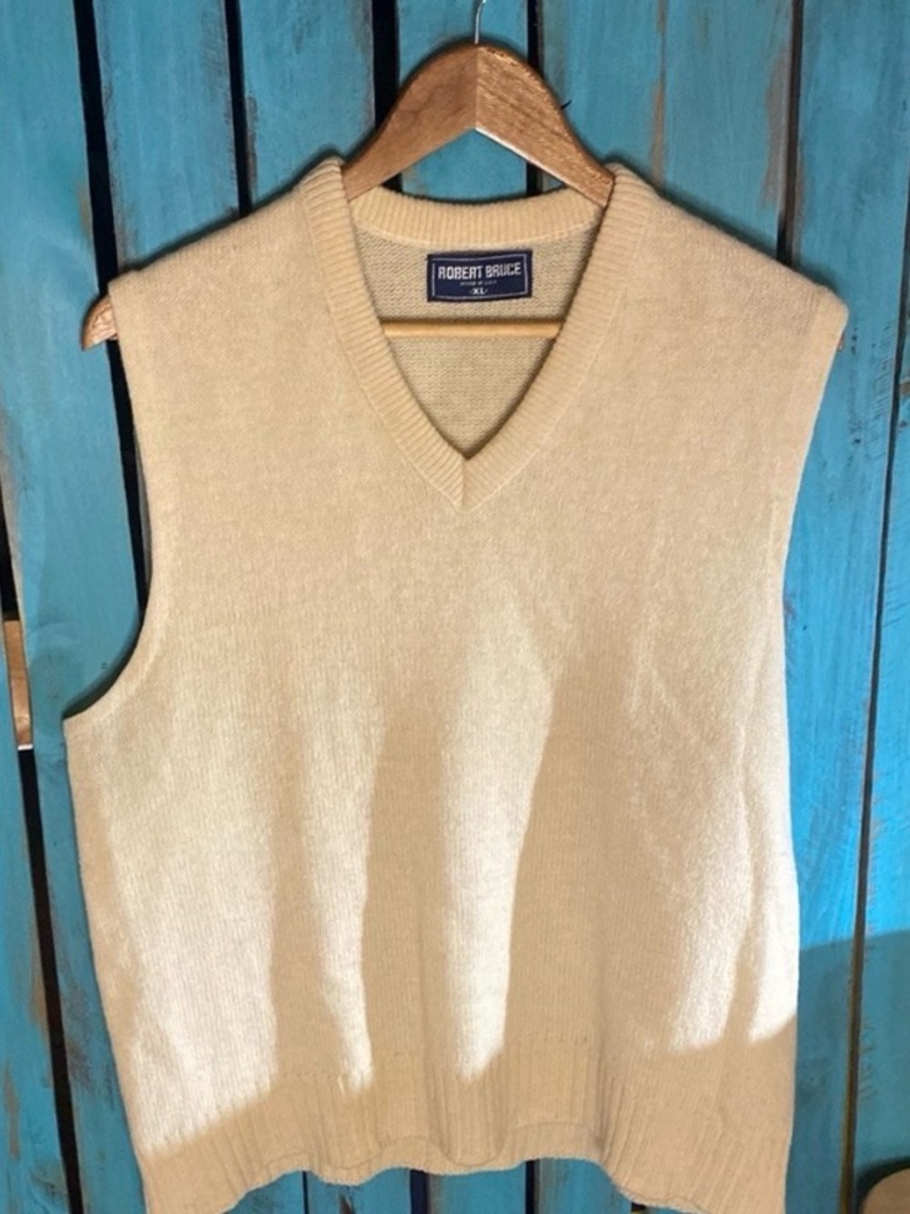 Vintage union made in USA Robert Bruce sweater vest size L (tag XL) cream
